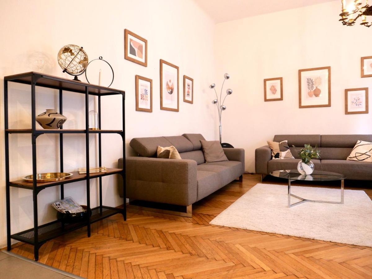 Contemporary City Apartment Vaci Utca Budapest Extérieur photo