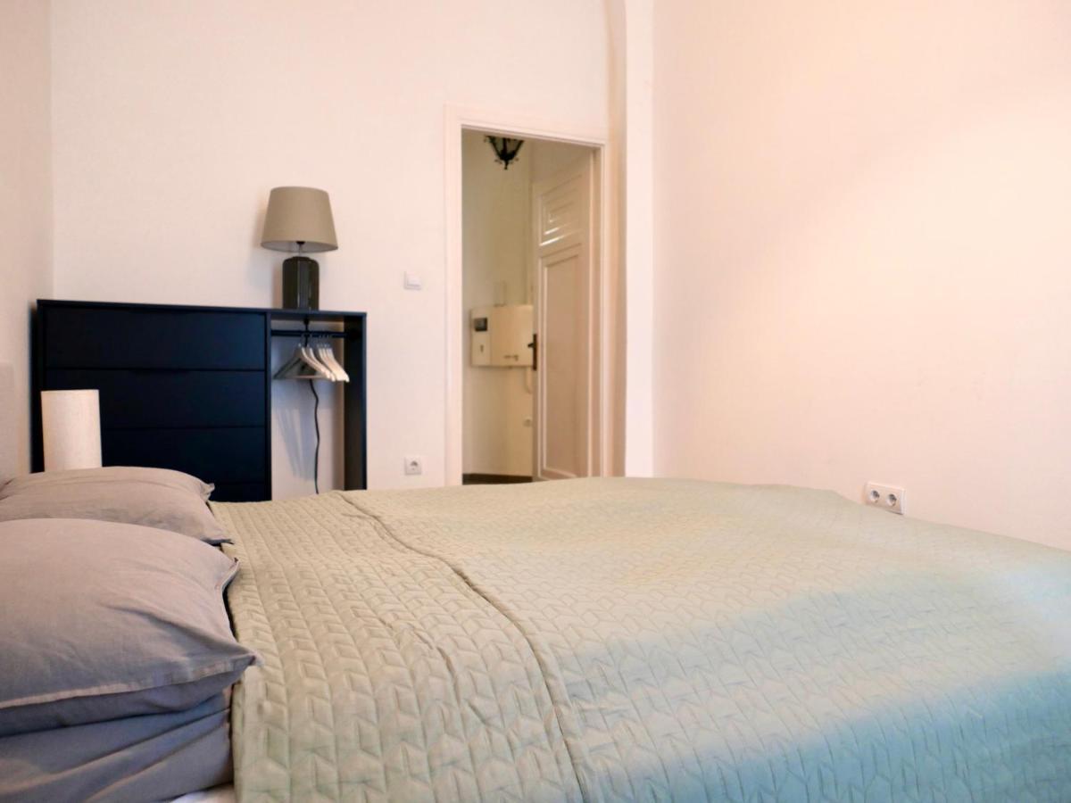Contemporary City Apartment Vaci Utca Budapest Extérieur photo