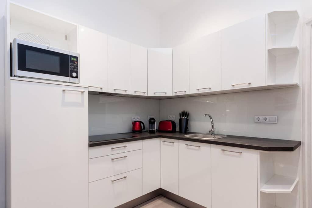 Contemporary City Apartment Vaci Utca Budapest Extérieur photo